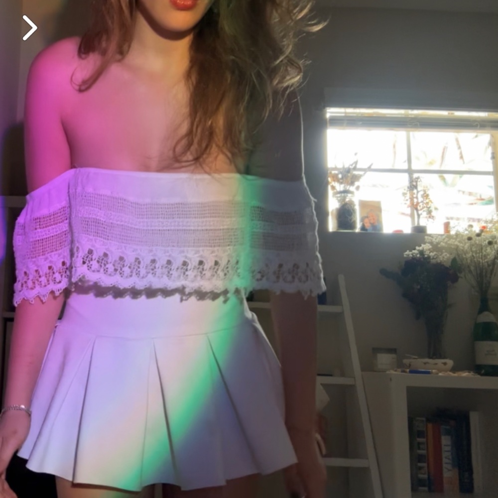XS NEW princess Polly 🧸🤍white mini skirt